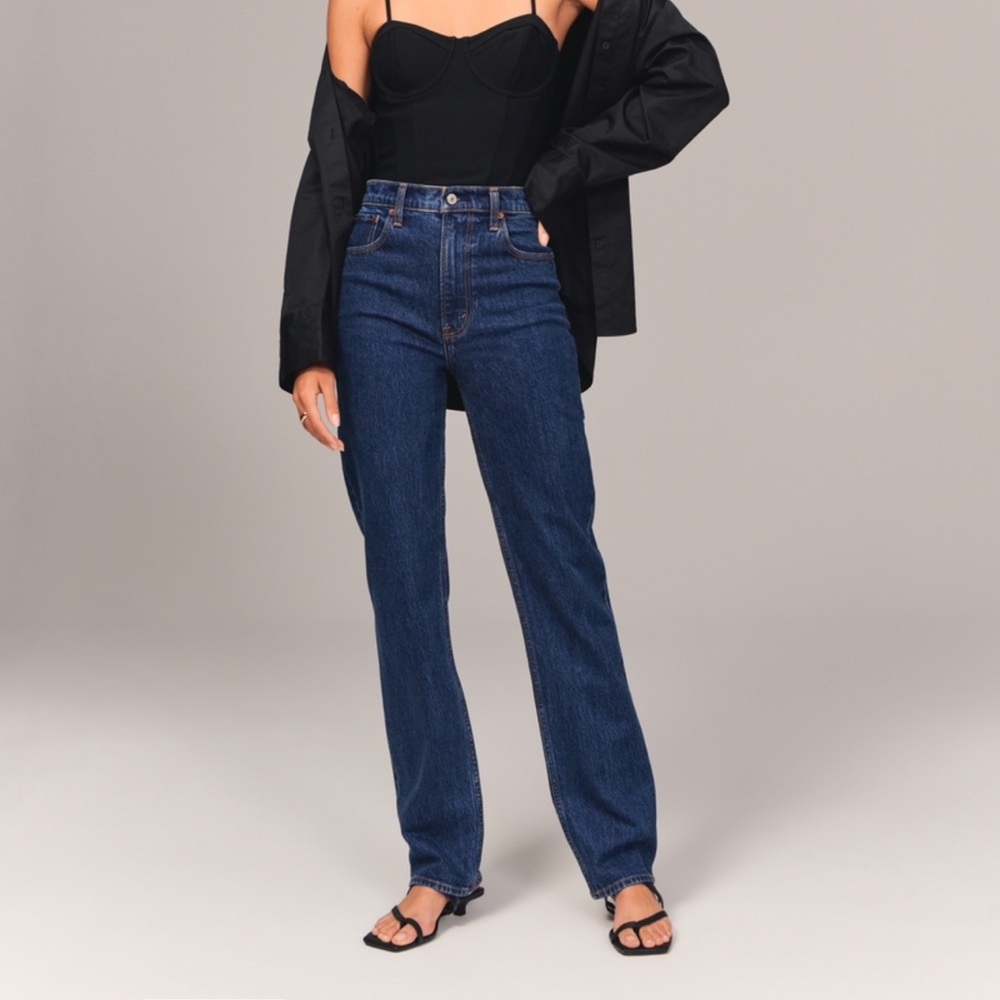 Abercrombie 90s Straight Ultra-High Rise Jeans